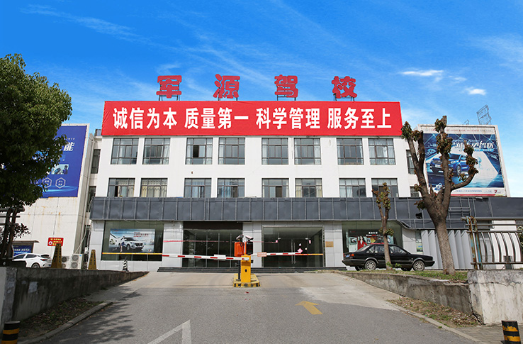 ��У����1