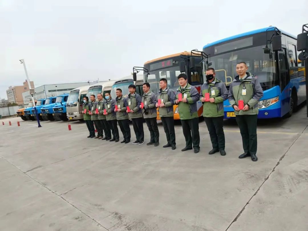 ��У����3